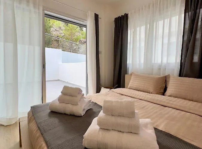 Panorama Apartment *