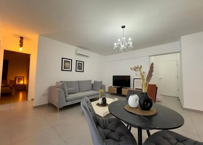 Panorama Apartment *